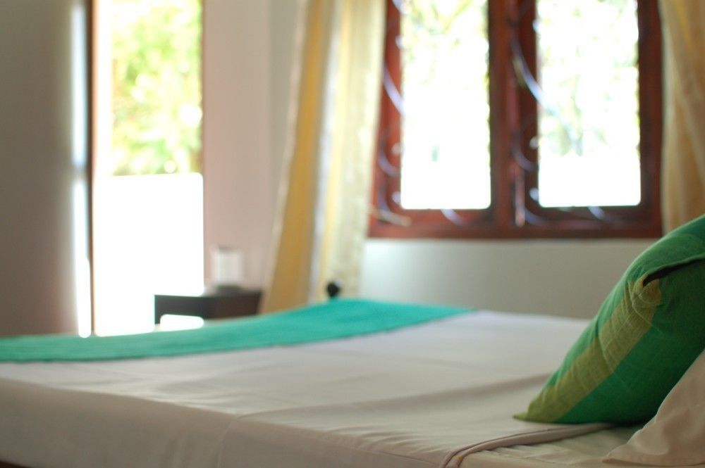 Bedspace Унаватуна Экстерьер фото