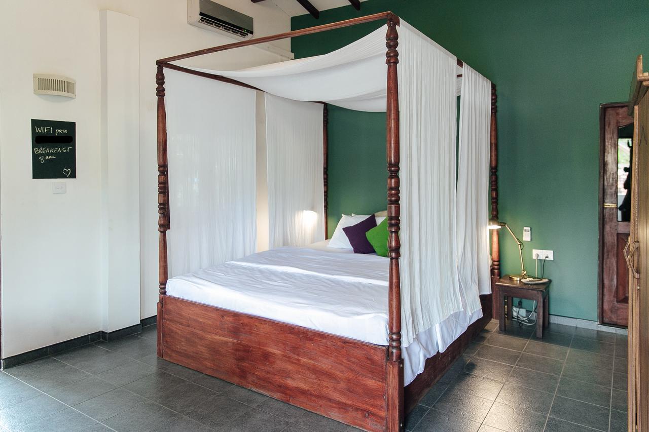 Bedspace Унаватуна Экстерьер фото